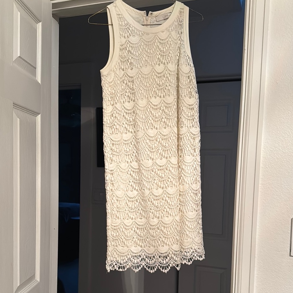 Elegant Cream Lace Dress